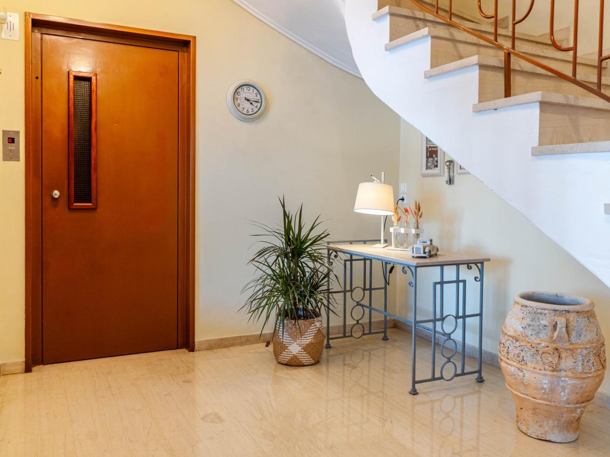 4keys House 3 *
